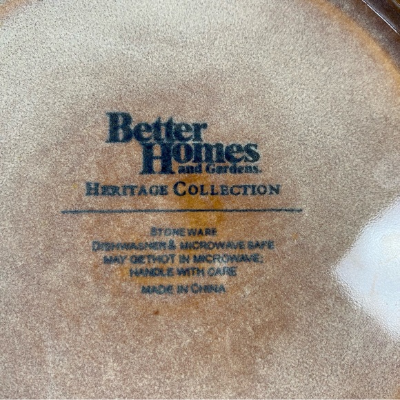 Better Homes & Gardens Heritage Collection 2011 Turkey Plates 8.5" Thanksgiving - Picture 3 of 3